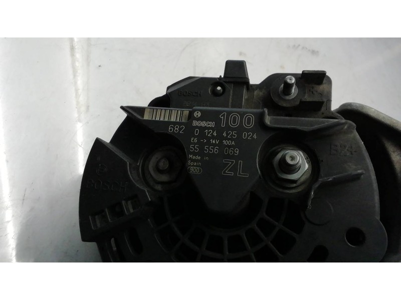 Recambio de alternador para opel astra h berlina enjoy referencia OEM IAM 0124425024 0124425024 55556069