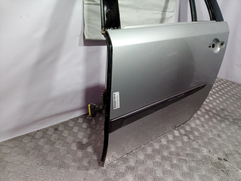 Recambio de puerta trasera izquierda para renault laguna ii (bg0) referencia OEM IAM   