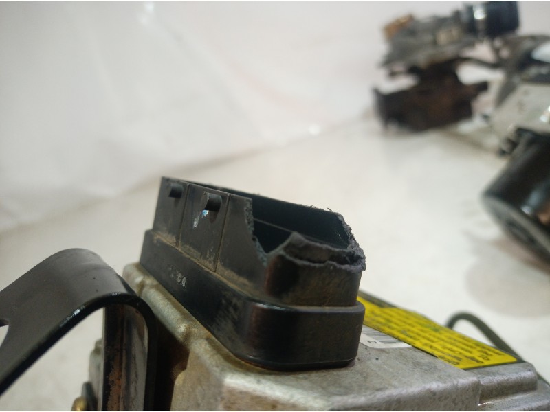 Recambio de abs para daewoo kalos 1.4 se referencia OEM IAM 18043891 18043891 12202512