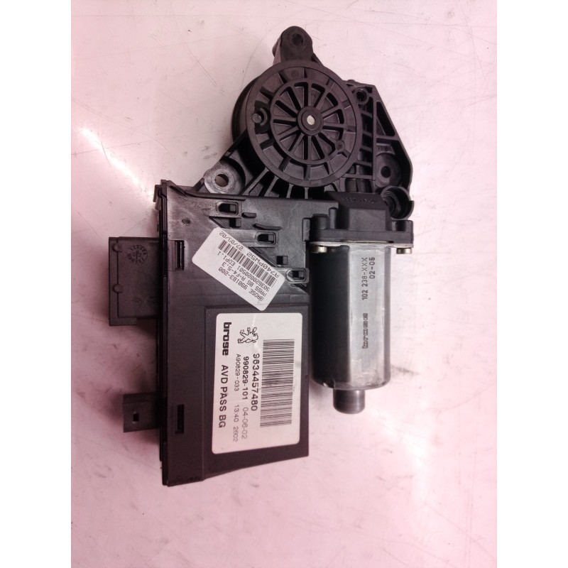 Recambio de motor elevalunas delantero derecho para peugeot 307 (s1) xn referencia OEM IAM 0130821766 0130821766 0130821766