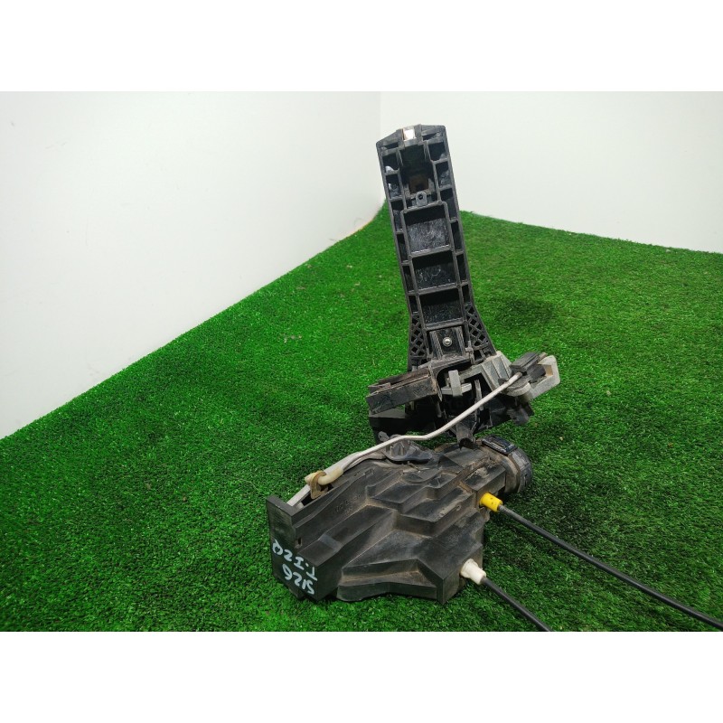 Recambio de cerradura puerta trasera izquierda para mercedes-benz clase a (w168) 170 cdi (168.009) referencia OEM IAM   