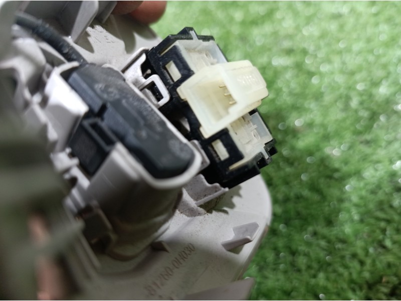 Recambio de luz interior para peugeot 108 active referencia OEM IAM 812600H030 812600H030 812600H030