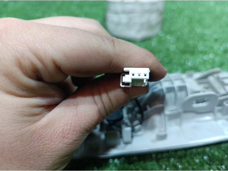 Recambio de luz interior para peugeot 108 active referencia OEM IAM 812600H030 812600H030 812600H030