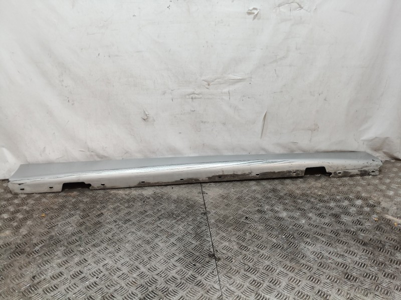 Recambio de faldon lateral para bmw serie 1 berlina (e81/e87) 120i referencia OEM IAM   