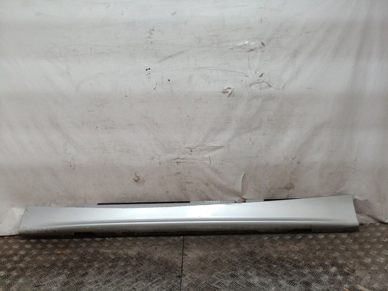 Recambio de faldon lateral para bmw serie 1 berlina (e81/e87) 120i referencia OEM IAM   