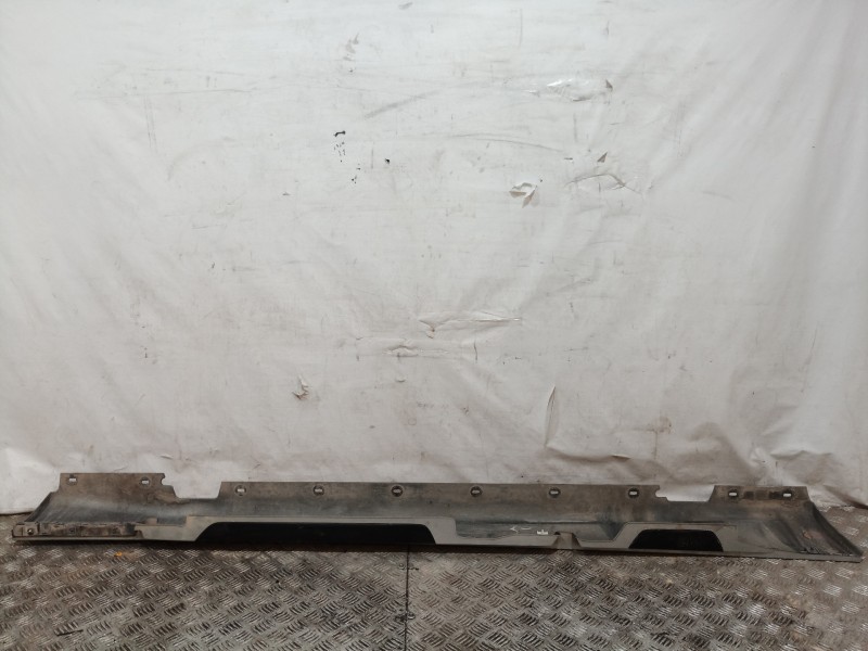 Recambio de faldon lateral para bmw serie 1 berlina (e81/e87) 120i referencia OEM IAM   