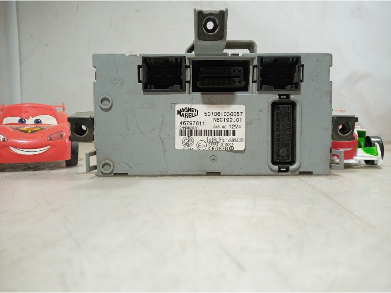 Recambio de unidad control multiplexado para fiat stilo (192) referencia OEM IAM 46797611 46797611 46797611