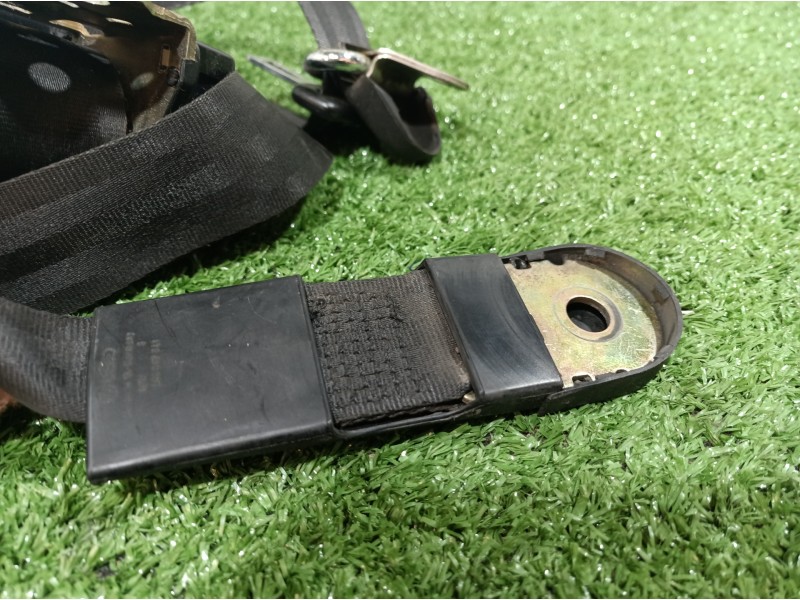 Recambio de cinturon seguridad delantero derecho para volkswagen polo (867/871/873) azur coupe referencia OEM IAM   