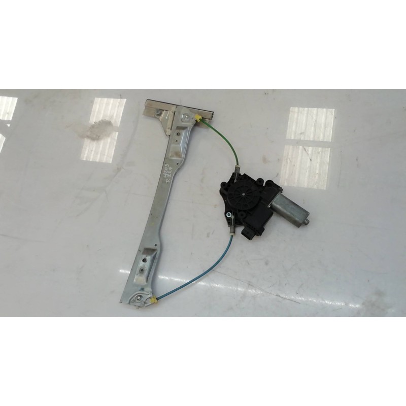 Recambio de elevalunas delantero izquierdo para opel corsa d enjoy referencia OEM IAM D300401 D300401 D300401