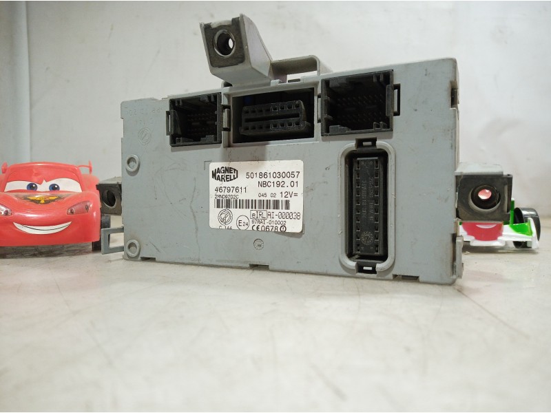 Recambio de unidad control multiplexado para fiat stilo (192) referencia OEM IAM 46797611 46797611 46797611