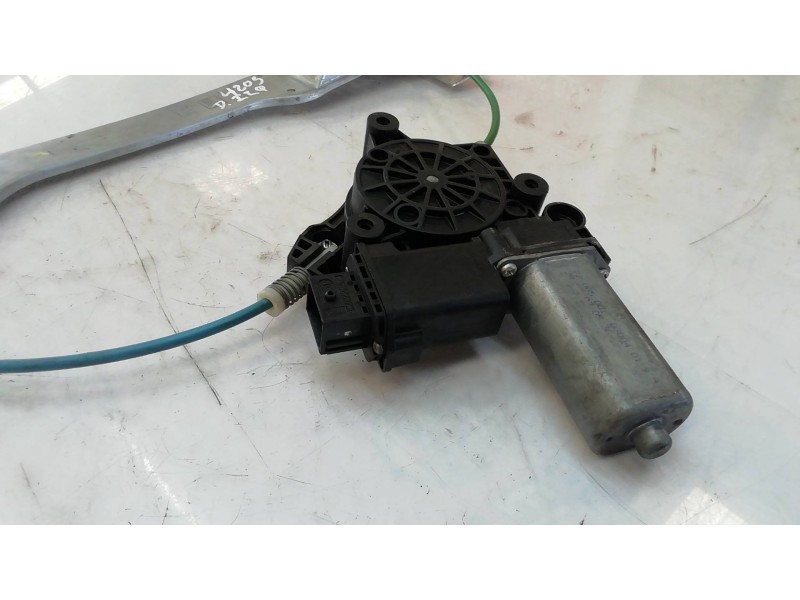 Recambio de elevalunas delantero izquierdo para opel corsa d enjoy referencia OEM IAM D300401 D300401 D300401