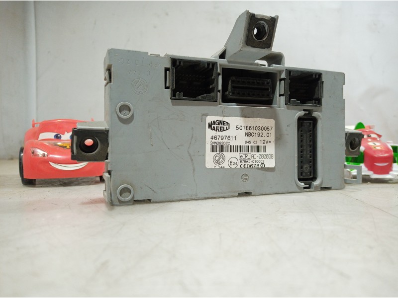 Recambio de unidad control multiplexado para fiat stilo (192) referencia OEM IAM 46797611 46797611 46797611