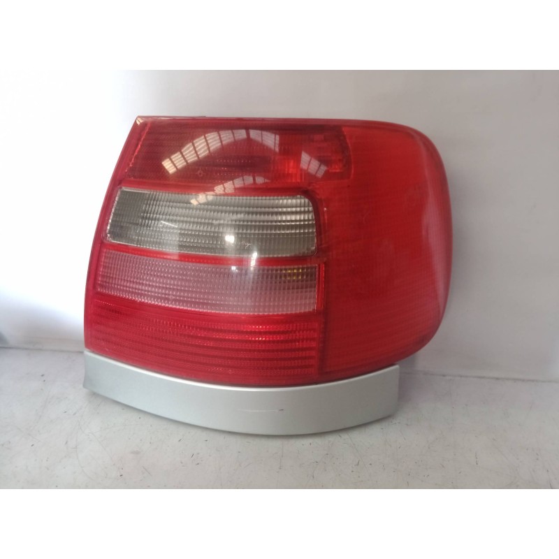 Recambio de piloto trasero derecho para audi a4 berlina (b5) 1.9 tdi referencia OEM IAM 8D0945096D 8D0945096D 8D0945096D