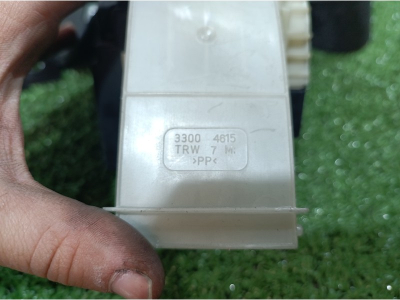 Recambio de cinturon seguridad delantero derecho para audi a3 (8l) referencia OEM IAM 33004615 33004615 33004615