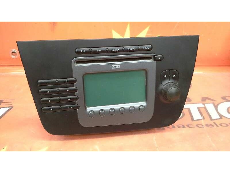 Recambio de sistema audio / radio cd para seat toledo (5p2) referencia OEM IAM 5P1035186B 5P1035186B 5P1035186B