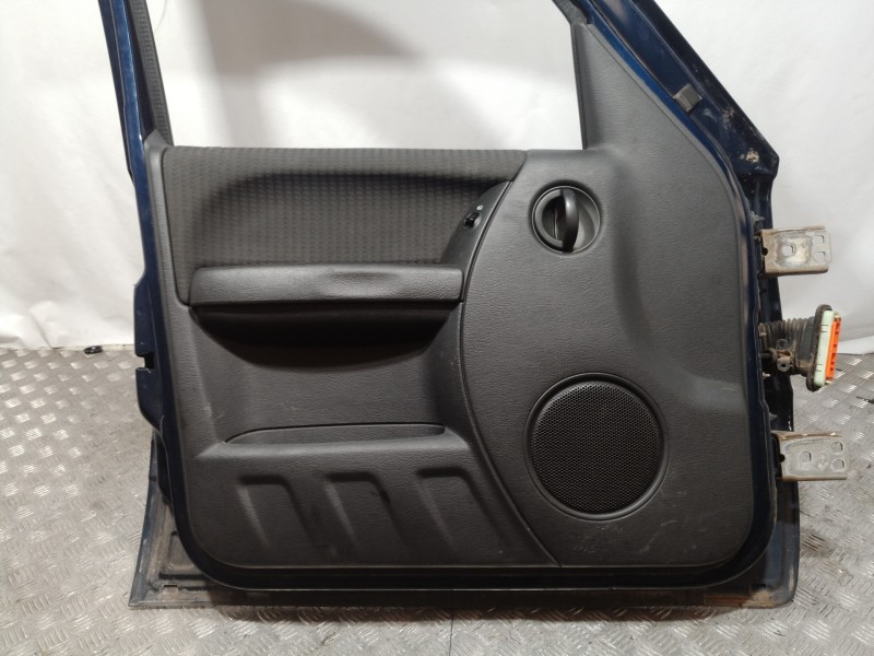 Recambio de puerta delantera izquierda para jeep cherokee (kj) 2.5 crd básico referencia OEM IAM 55176891AI 55176891AI 55176891A