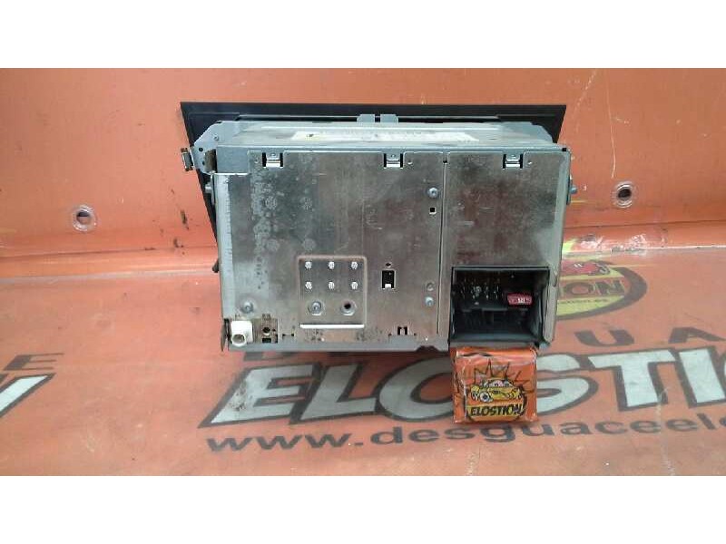 Recambio de sistema audio / radio cd para seat toledo (5p2) referencia OEM IAM 5P1035186B 5P1035186B 5P1035186B