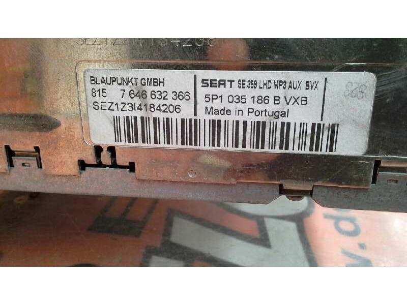 Recambio de sistema audio / radio cd para seat toledo (5p2) referencia OEM IAM 5P1035186B 5P1035186B 5P1035186B