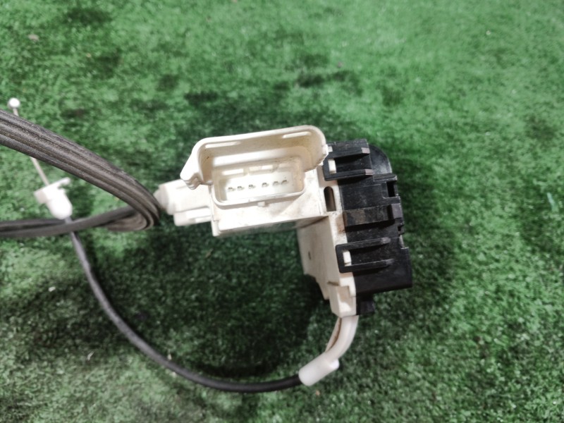 Recambio de cerradura puerta delantera derecha para citroën c4 coupe referencia OEM IAM   