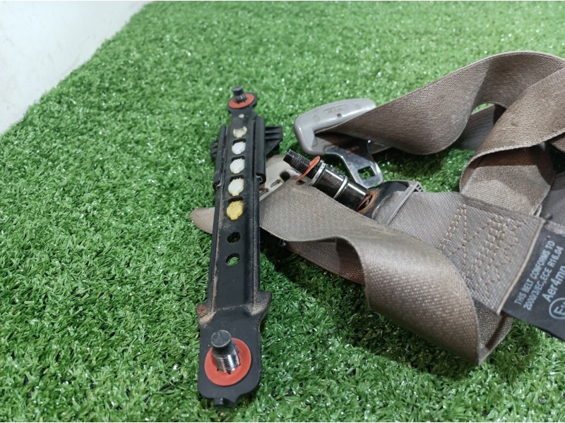 Recambio de cinturon seguridad delantero izquierdo para kia carens referencia OEM IAM 888101D200S8 888101D200S8 888101D200S8