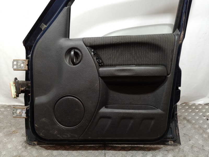 Recambio de puerta delantera derecha para jeep cherokee (kj) 2.5 crd básico referencia OEM IAM 55176890AI 55176890AI 55176890AI