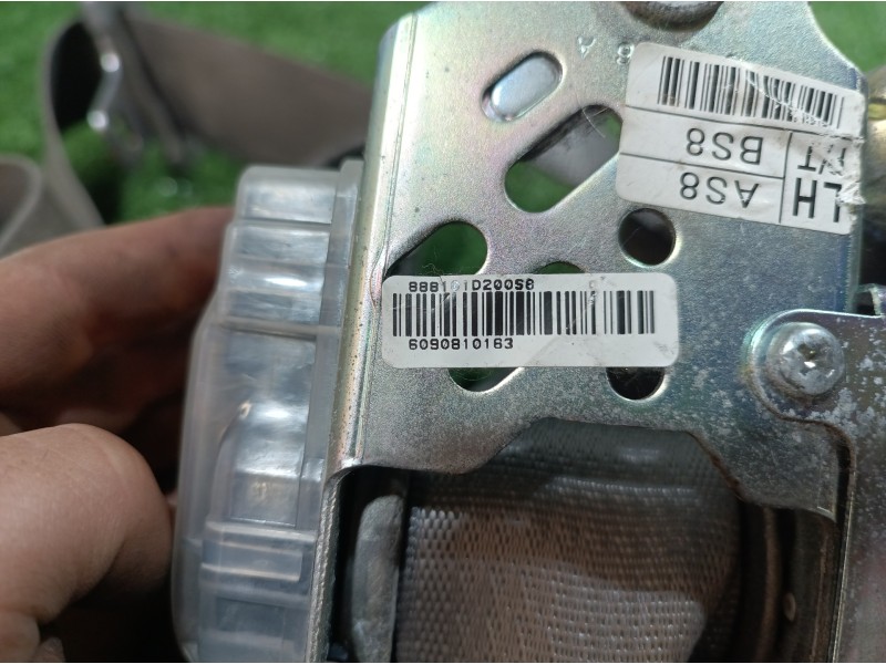 Recambio de cinturon seguridad delantero izquierdo para kia carens referencia OEM IAM 888101D200S8 888101D200S8 888101D200S8