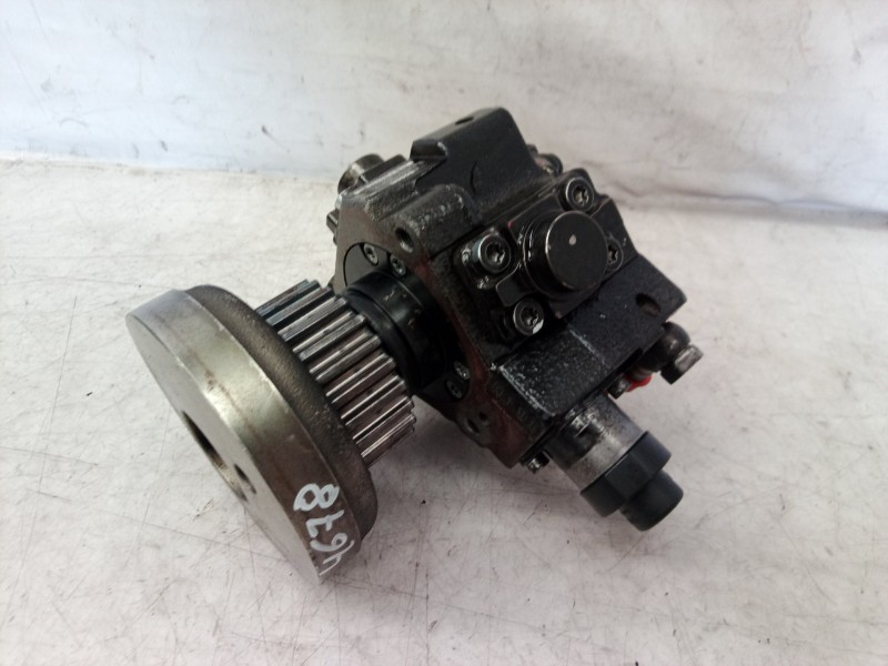 Recambio de bomba inyeccion para audi q7 (4l) 4l/xbunq1 referencia OEM IAM 0986437092 0986437092 059130851