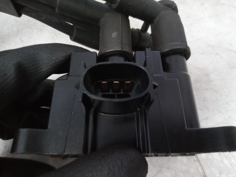 Recambio de bobina encendido para ford focus berlina (cak) ghia referencia OEM IAM 988F12029AB 988F12029AB 988F12029