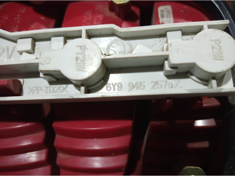 Recambio de piloto trasero izquierdo para skoda octavia berlina (1z3) referencia OEM IAM 6Y9945257 6Y9945257 6Y9945257