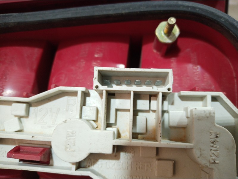 Recambio de piloto trasero derecho para skoda octavia berlina (1z3) referencia OEM IAM 6Y9945112B 6Y9945112B 6Y9945112