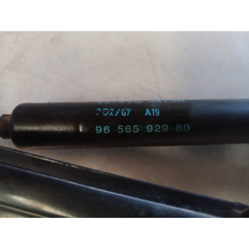 Recambio de amortiguadores maletero / porton para peugeot 407 sport referencia OEM IAM 9656592980 9656592980 9656592980