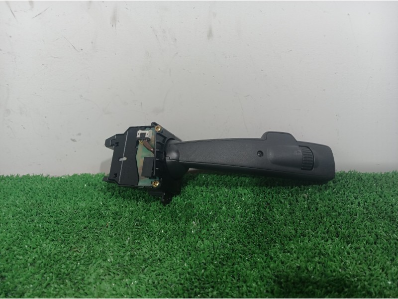 Recambio de mando luces para volvo v50 familiar 2.4 kinetic referencia OEM IAM 17D770  