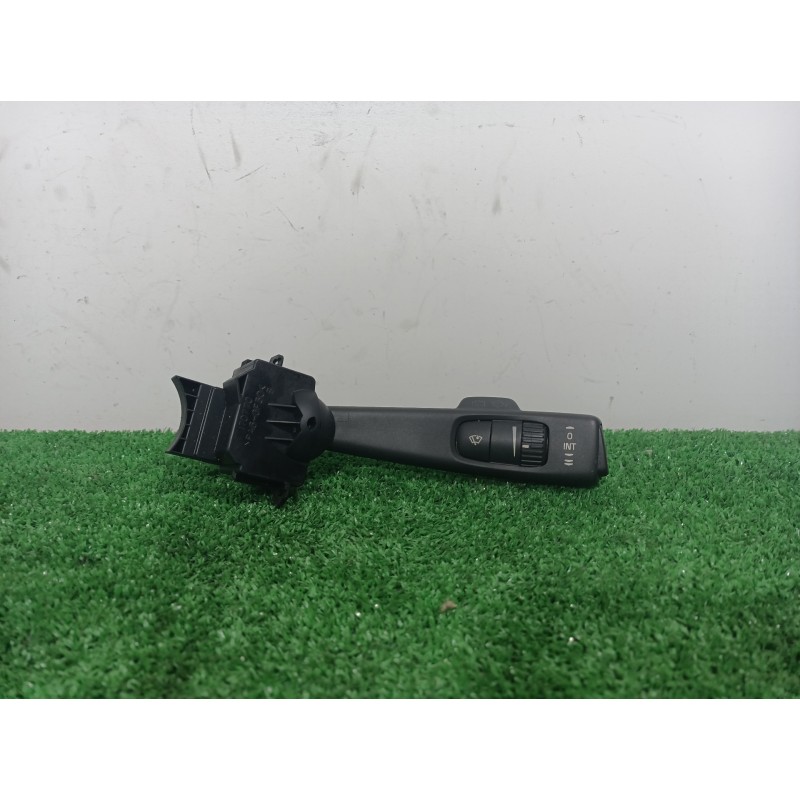 Recambio de mando limpia para volvo v50 familiar 2.4 kinetic referencia OEM IAM 17D770  