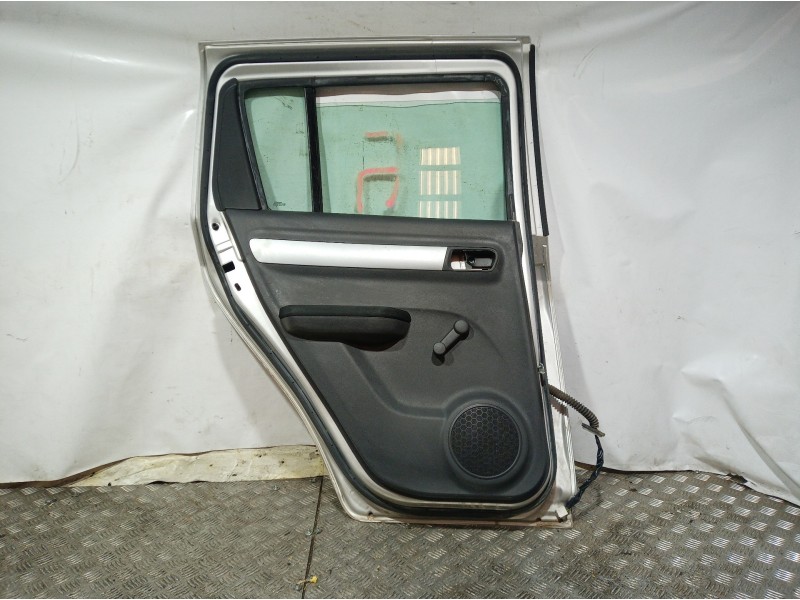 Recambio de puerta trasera izquierda para suzuki swift berlina (mz) 1.3 ddis diesel cat referencia OEM IAM   