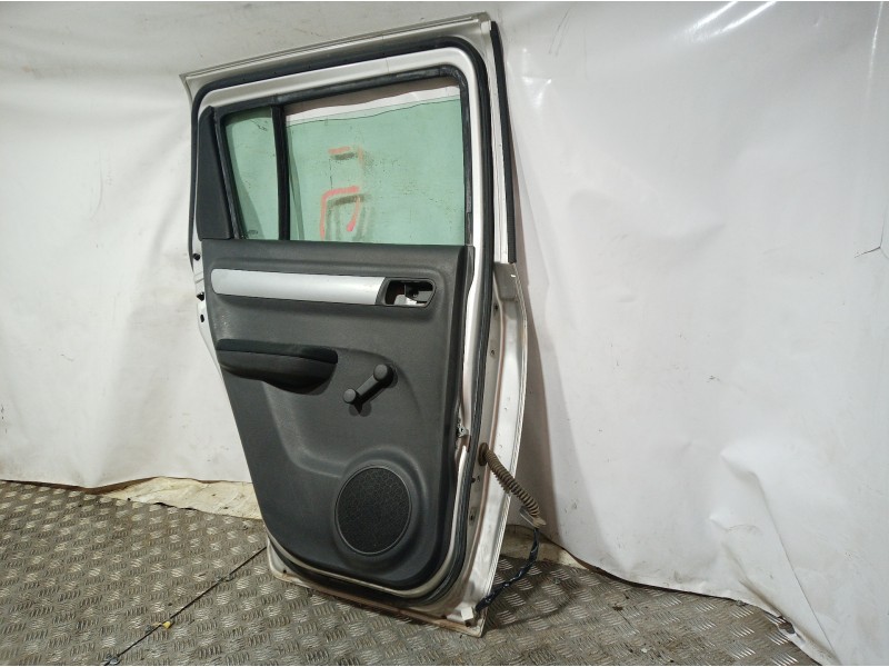 Recambio de puerta trasera izquierda para suzuki swift berlina (mz) 1.3 ddis diesel cat referencia OEM IAM   