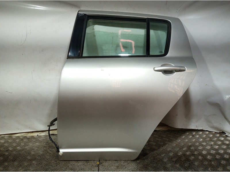 Recambio de puerta trasera izquierda para suzuki swift berlina (mz) 1.3 ddis diesel cat referencia OEM IAM   