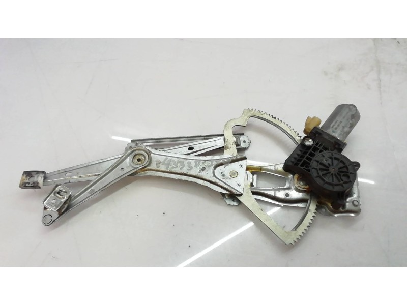 Recambio de elevalunas delantero izquierdo para mercedes-benz clase m (w163) 270 cdi (163.113) referencia OEM IAM 990407100 9904