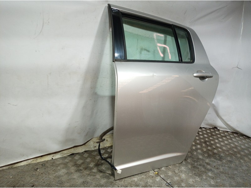 Recambio de puerta trasera izquierda para suzuki swift berlina (mz) 1.3 ddis diesel cat referencia OEM IAM   