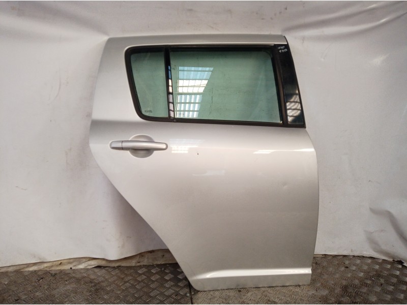 Recambio de puerta trasera derecha para suzuki swift berlina (mz) 1.3 ddis diesel cat referencia OEM IAM   