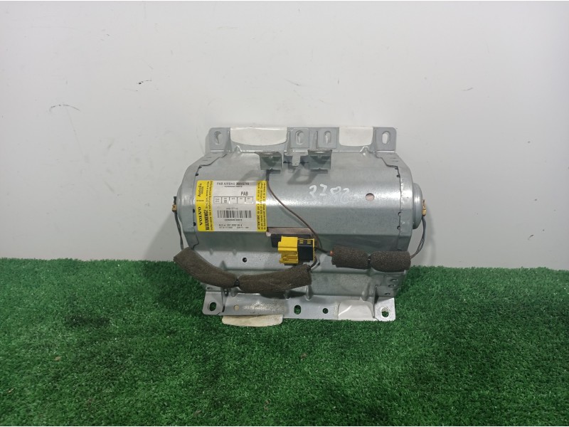 Recambio de airbag delantero derecho para volvo v50 familiar 2.4 kinetic referencia OEM IAM 30615716 601220700A 30615716