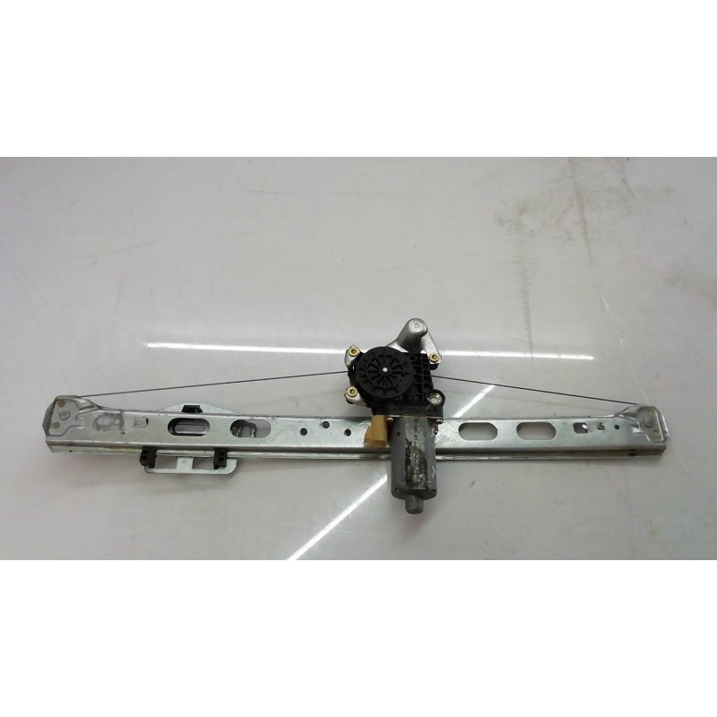 Recambio de elevalunas trasero derecho para mercedes-benz clase m (w163) 270 cdi (163.113) referencia OEM IAM 119016100 11901610