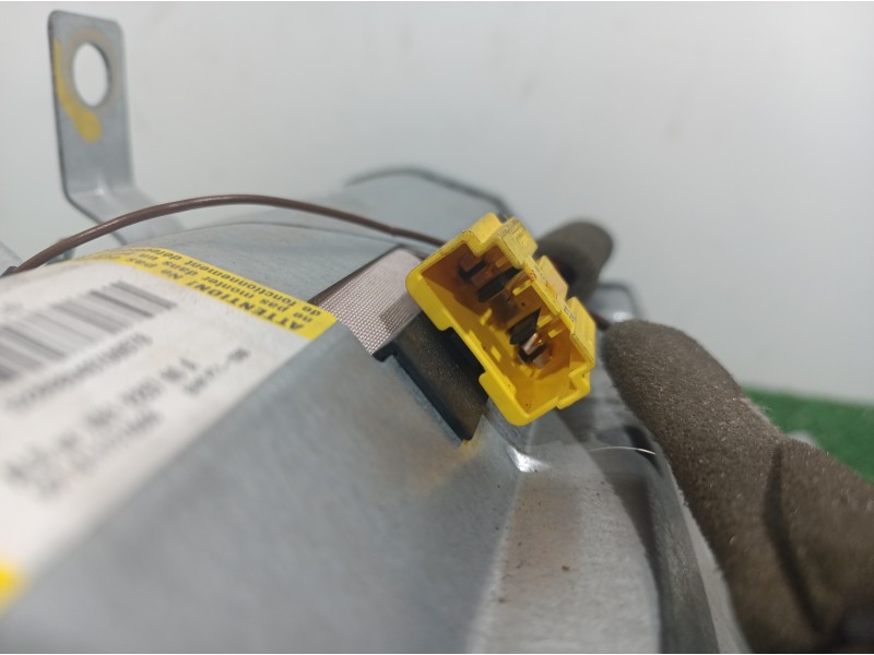 Recambio de airbag delantero derecho para volvo v50 familiar 2.4 kinetic referencia OEM IAM 30615716 601220700A 30615716