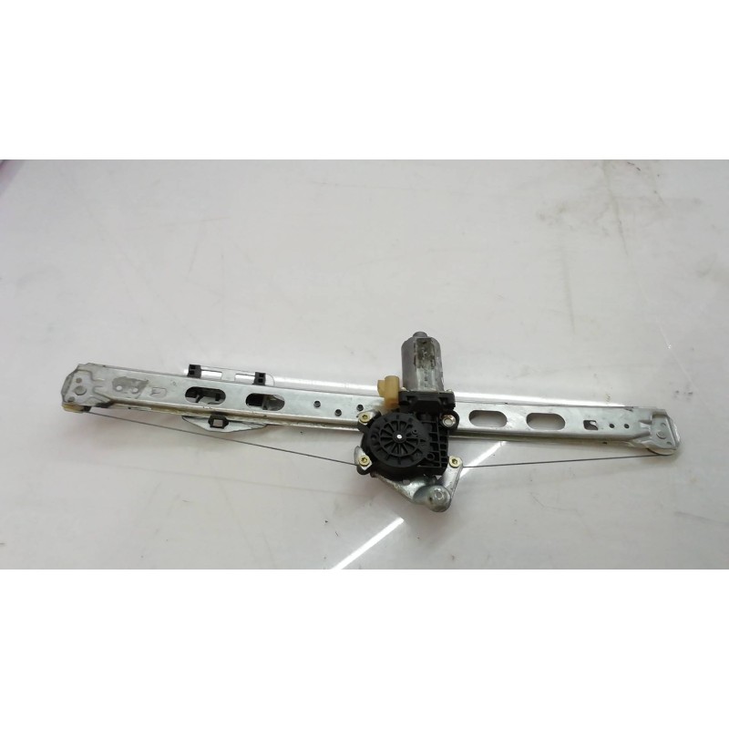 Recambio de elevalunas trasero izquierdo para mercedes-benz clase m (w163) 270 cdi (163.113) referencia OEM IAM 119017100 119017