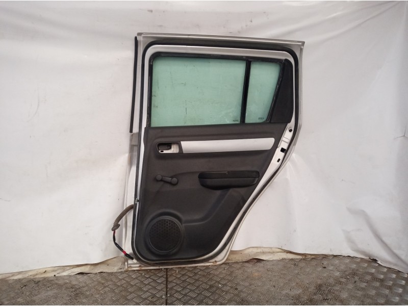 Recambio de puerta trasera derecha para suzuki swift berlina (mz) 1.3 ddis diesel cat referencia OEM IAM   
