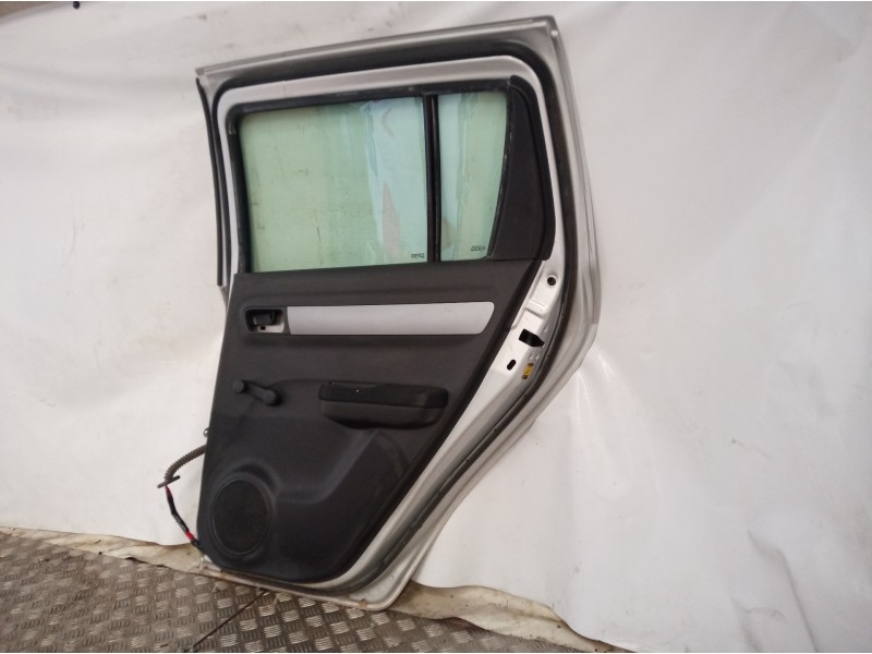 Recambio de puerta trasera derecha para suzuki swift berlina (mz) 1.3 ddis diesel cat referencia OEM IAM   