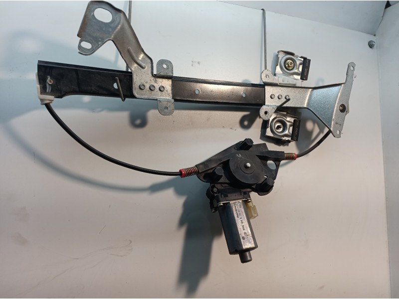 Recambio de elevalunas delantero izquierdo para ford fusion (cbk) referencia OEM IAM 0130821938 0130821938 0130821938