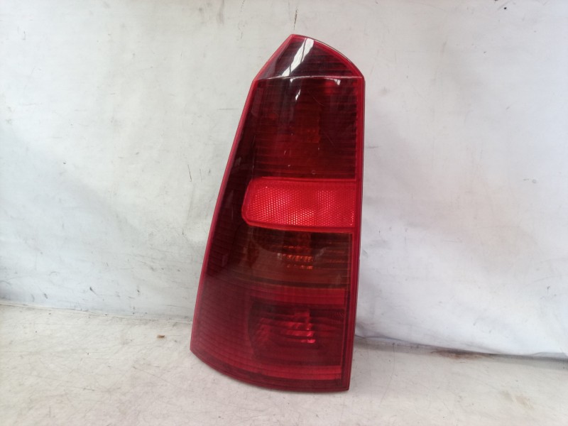 Recambio de piloto trasero izquierdo para ford focus berlina (cak) ambiente referencia OEM IAM   