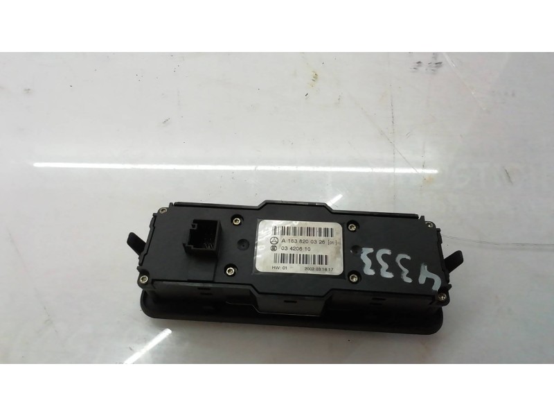 Recambio de mando elevalunas trasero derecho para mercedes-benz clase m (w163) 270 cdi (163.113) referencia OEM IAM A1638200326 