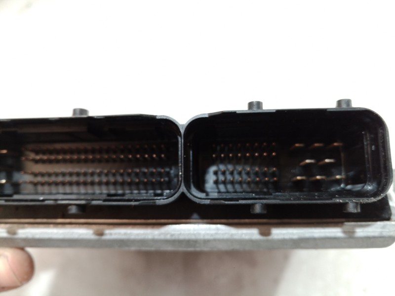 Recambio de centralita motor uce para jeep cherokee (kj) 2.5 crd básico referencia OEM IAM 0281010291 0281010291 0281010291