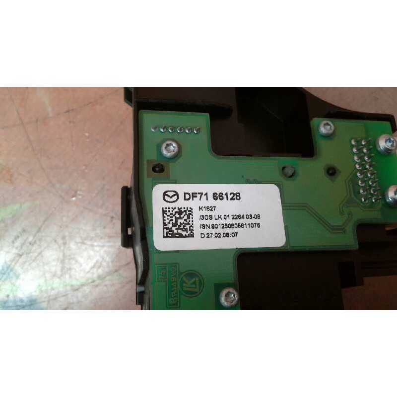 Recambio de mando limpia para mazda 2 lim. (de) 1.3 pulse (5-ptas) referencia OEM IAM DF7166128 DF7166128 